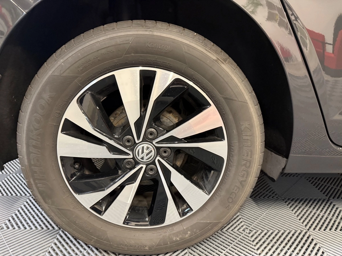 Volkswagen Polo - photo 27