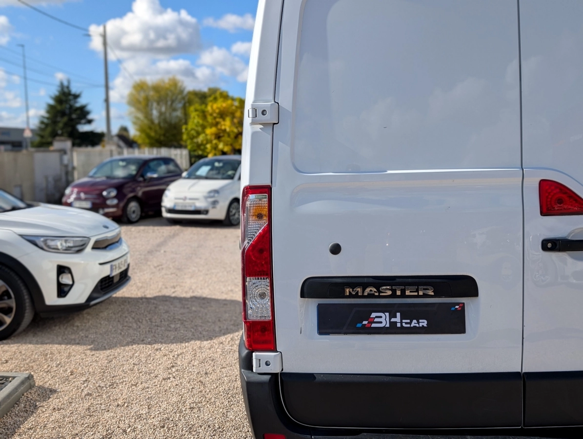 RENAULT MASTER VU - photo 34