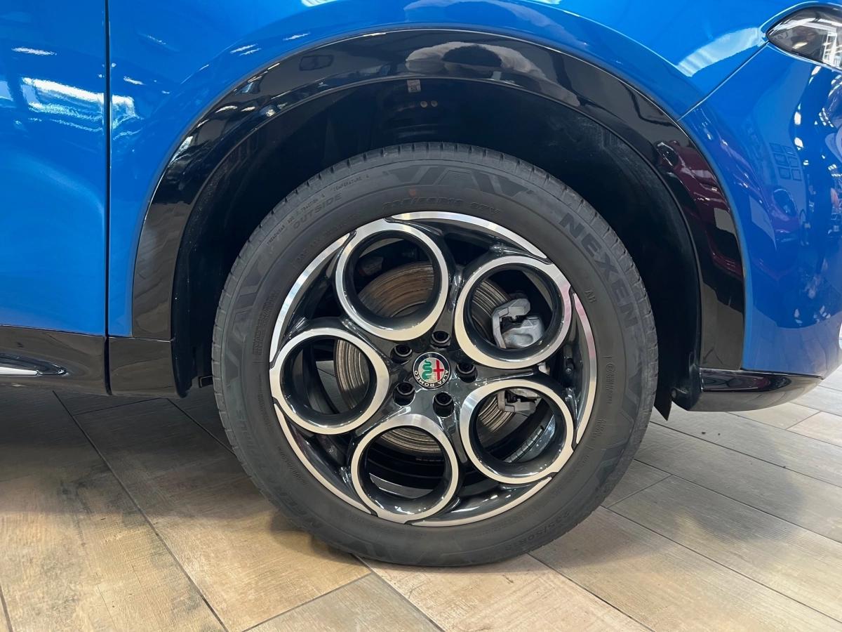 Alfa Romeo Tonale 1.3 PHEV 280 Sprint AT6 e-Q4