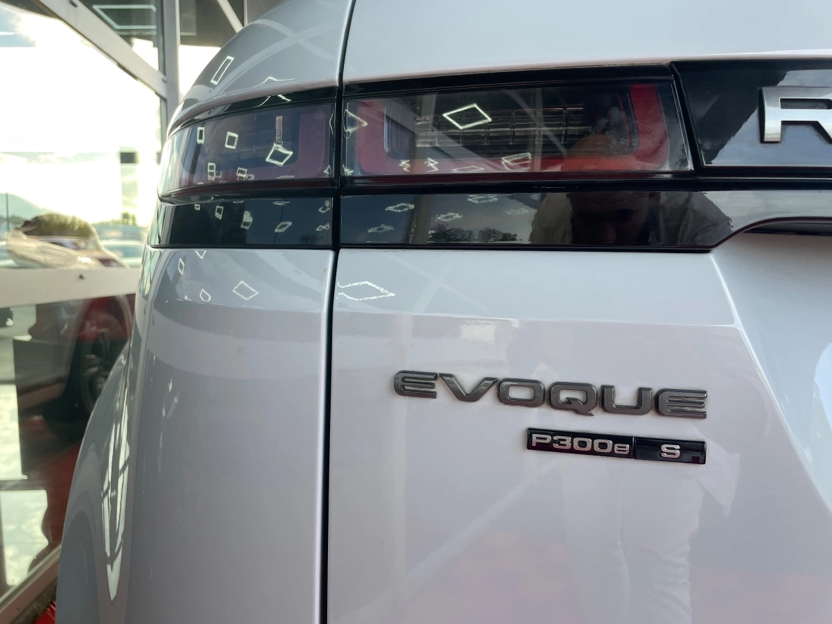 Land Rover Range Rover Evoque - photo 29