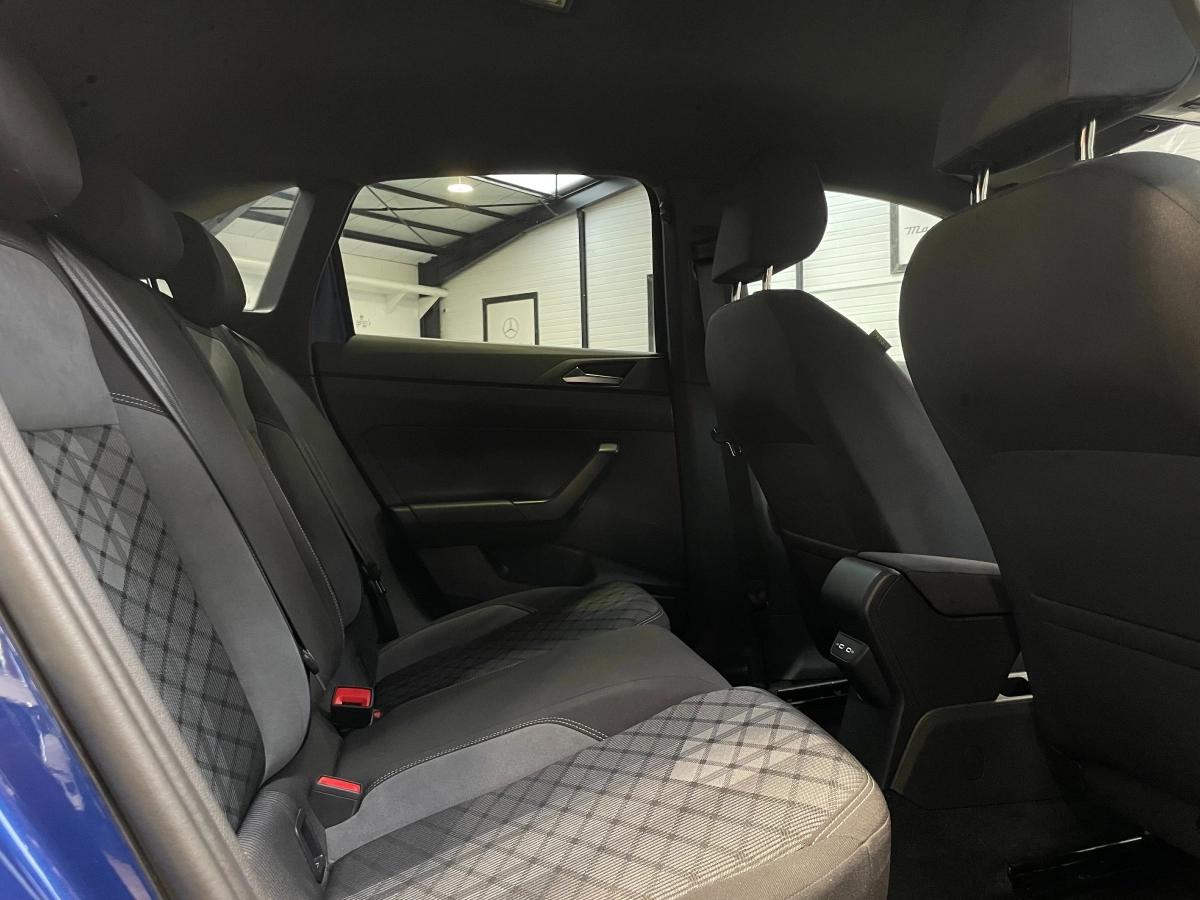 Volkswagen Taigo 1.0 TSI 115 R-LINE DSG BVA