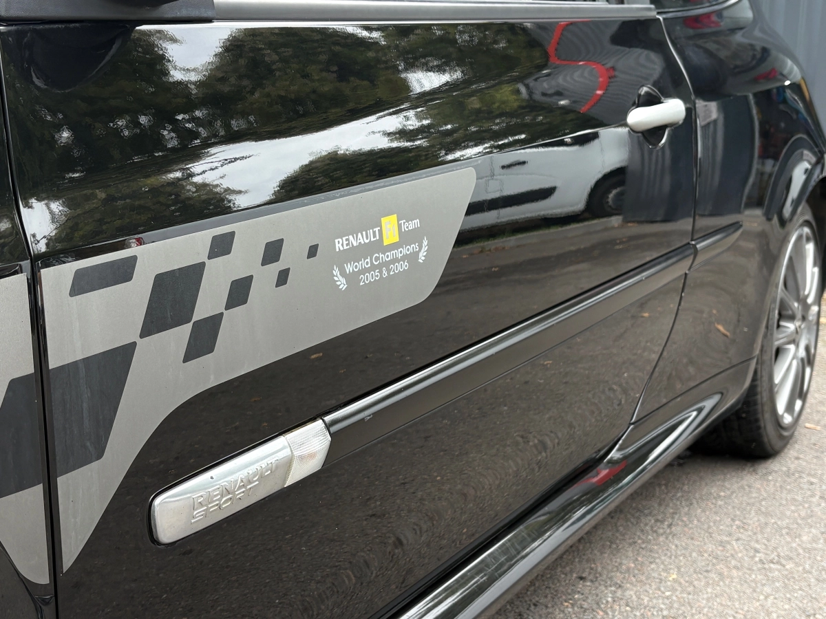 Renault Clio - photo 9