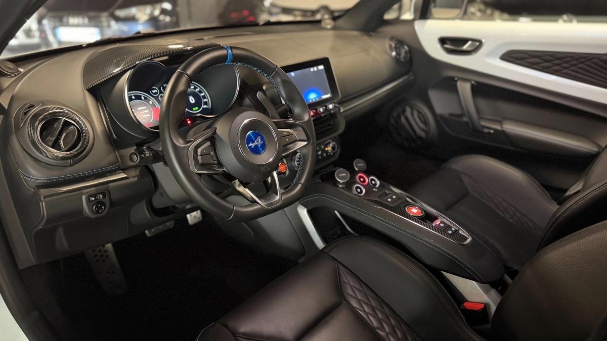 Alpine A110 - photo 24
