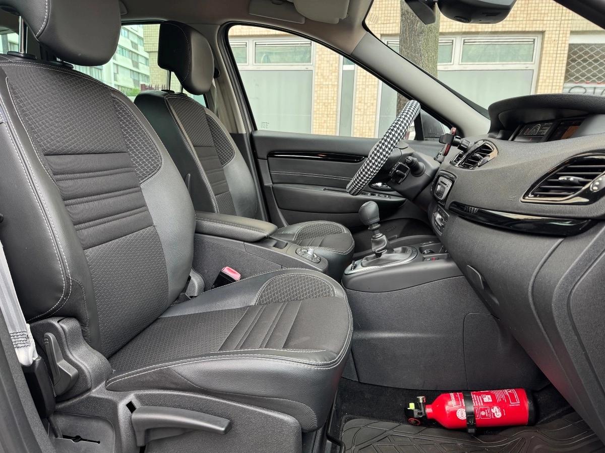 Renault Grand Scenic 1.6 DCI 130 ENERGY BOSE