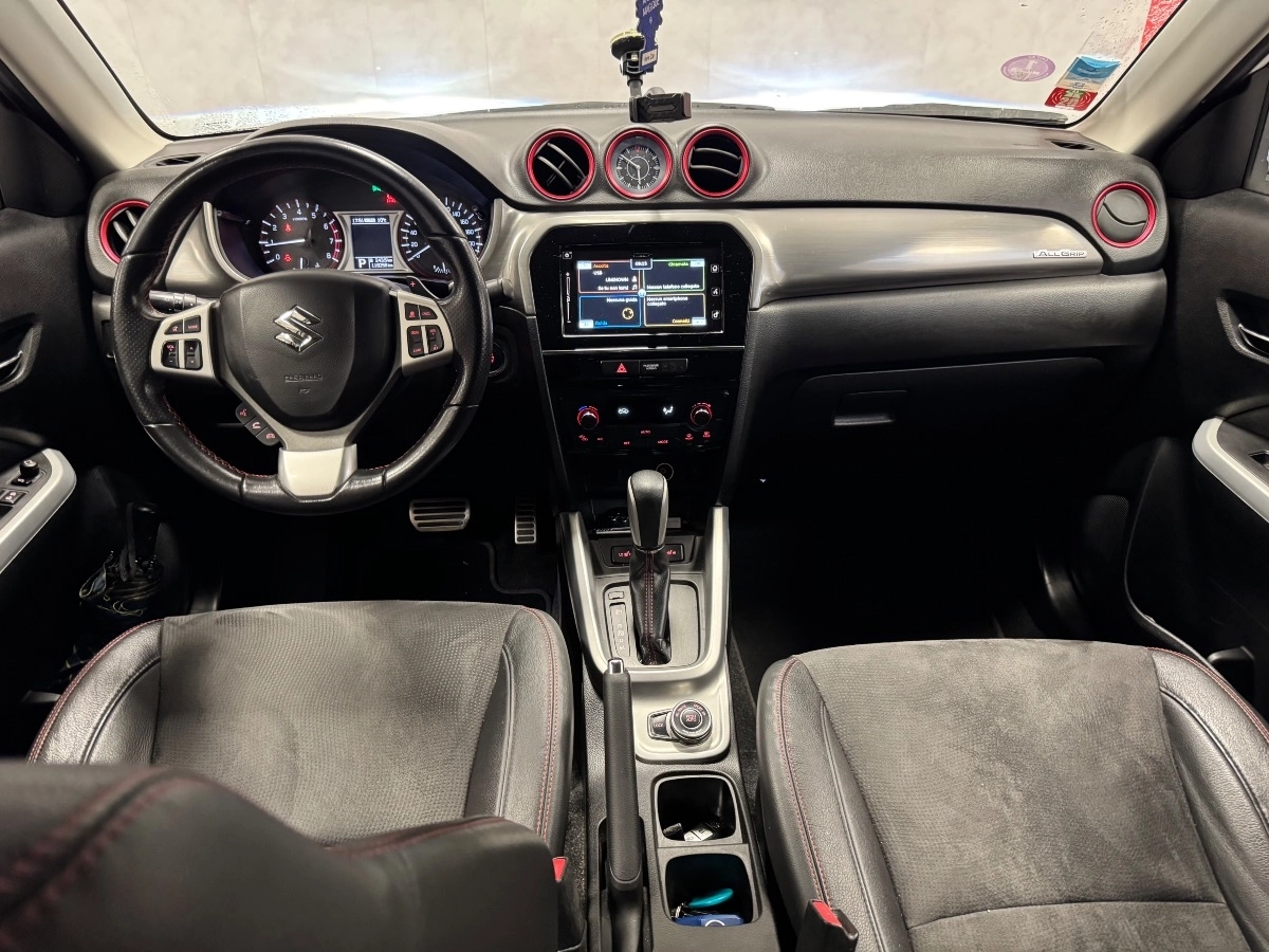 Suzuki Vitara - photo 9