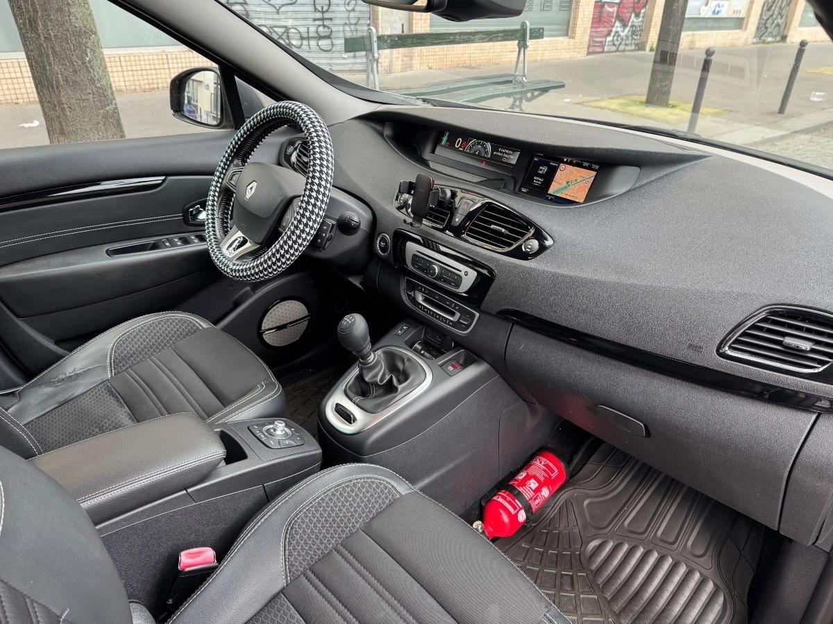 Renault Grand Scenic 1.6 DCI 130 ENERGY BOSE