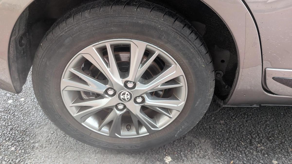 Toyota Yaris 1.0 VVTI 65