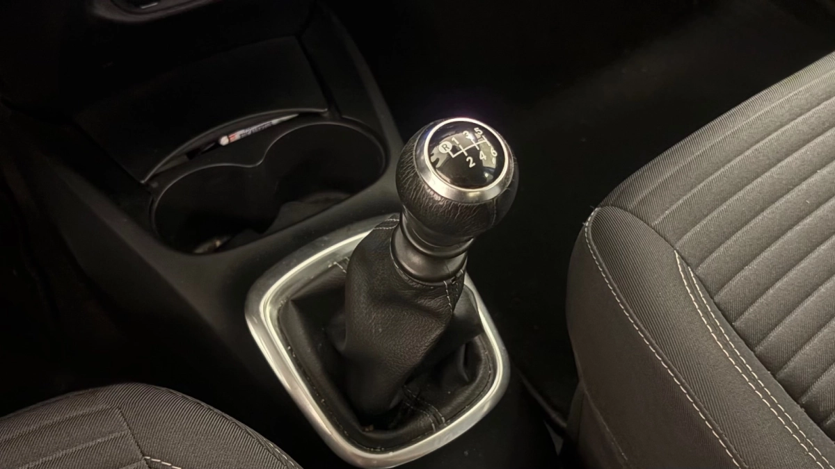 Toyota Yaris - photo 26