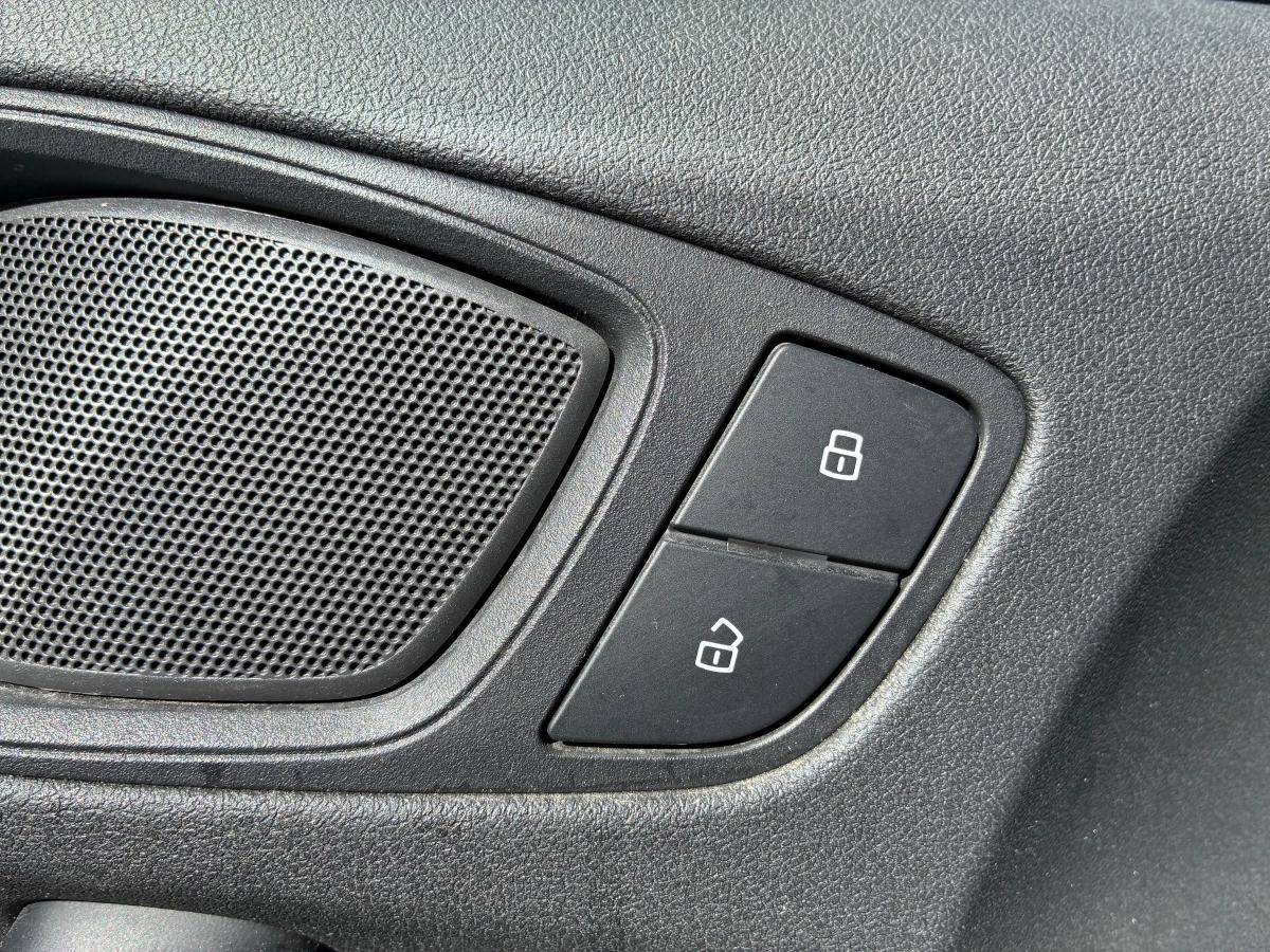 Audi A1 1.6 TDI 90 AMBITION