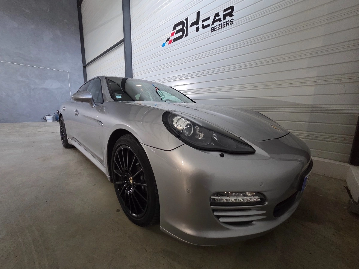 Porsche Panamera - photo 23