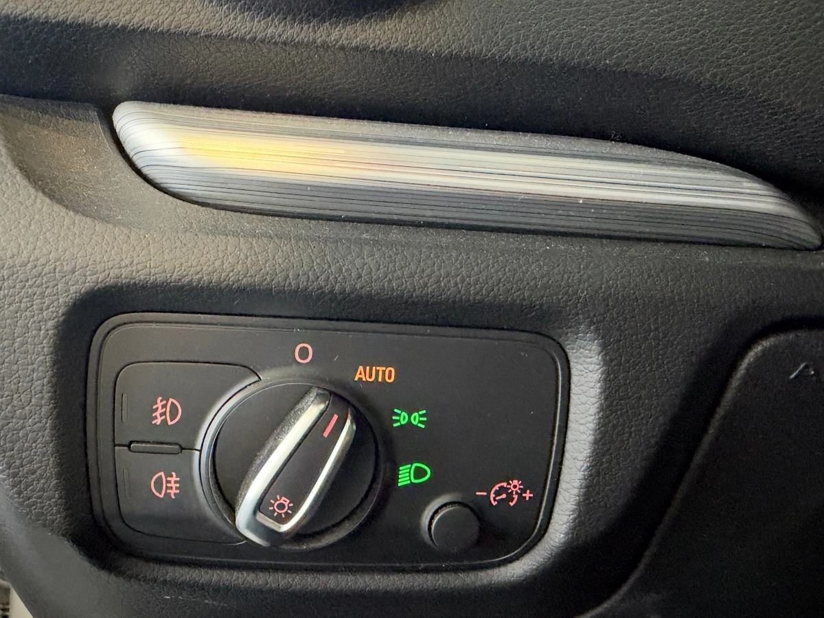 Audi A3 - photo 12