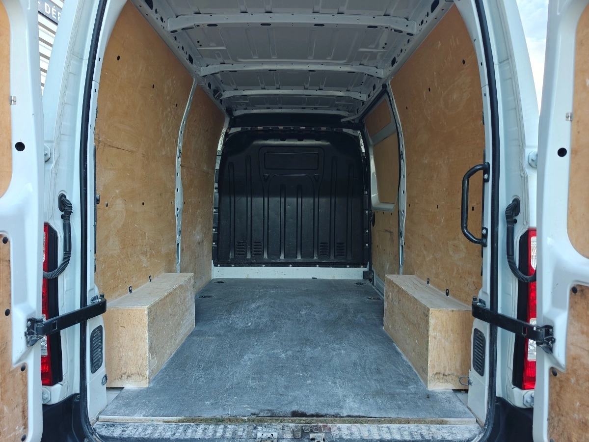 Opel Movano Vu - photo 13