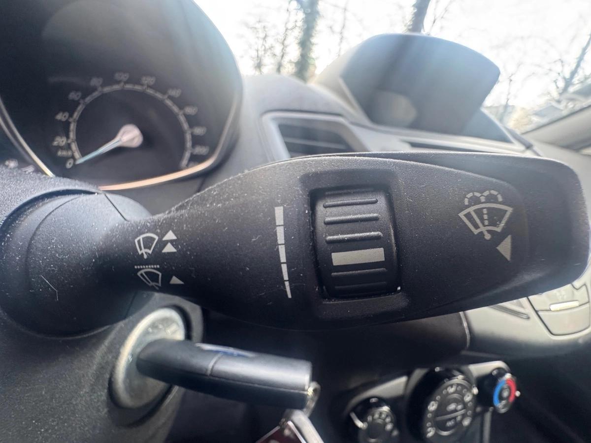 Ford Fiesta 1.0 ECOBOOST 100 BUSINESS NAVI START-STOP