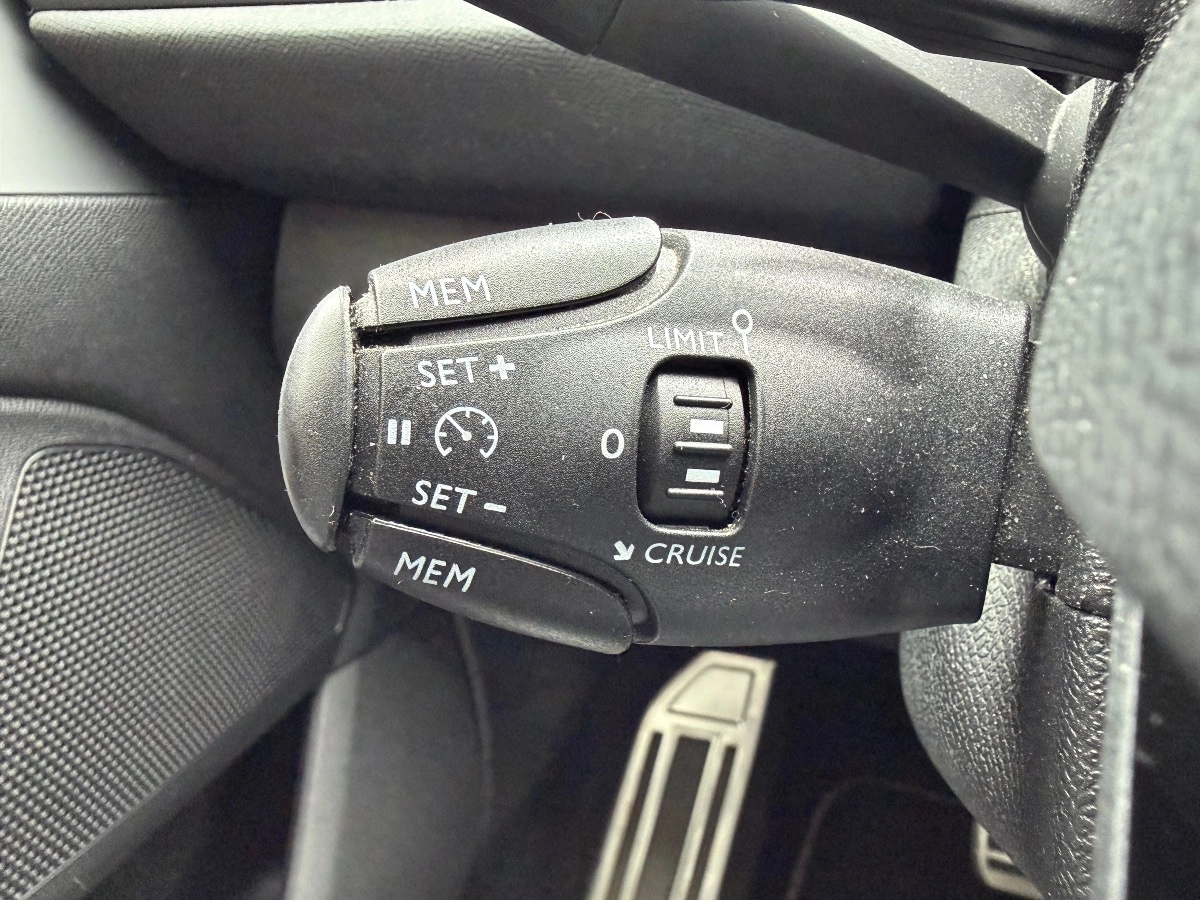 Peugeot 308 - photo 30