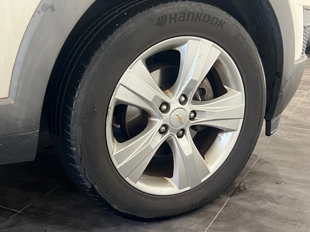 Chevrolet Captiva - photo 29