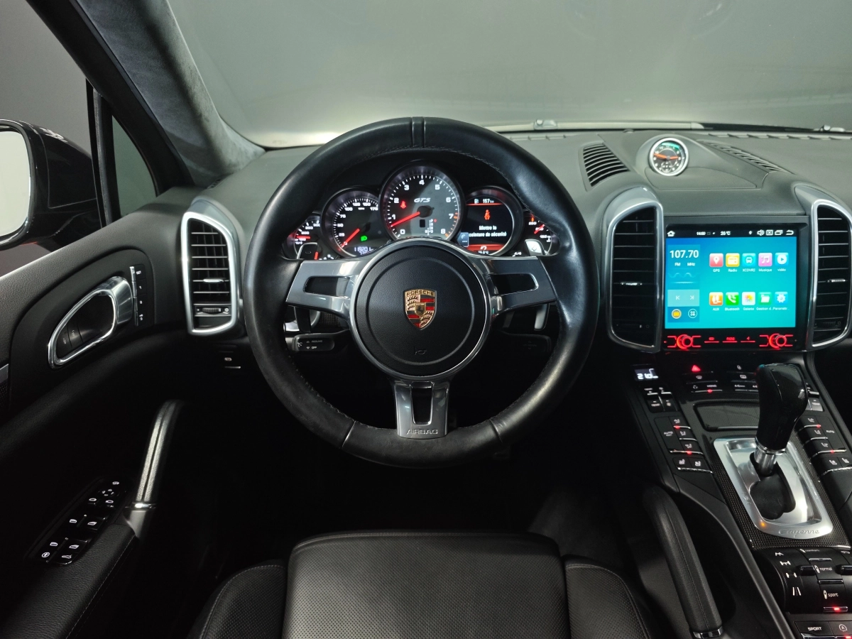 Porsche Cayenne - photo 8