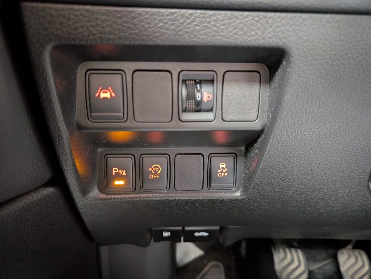 Nissan Qashqai - photo 7