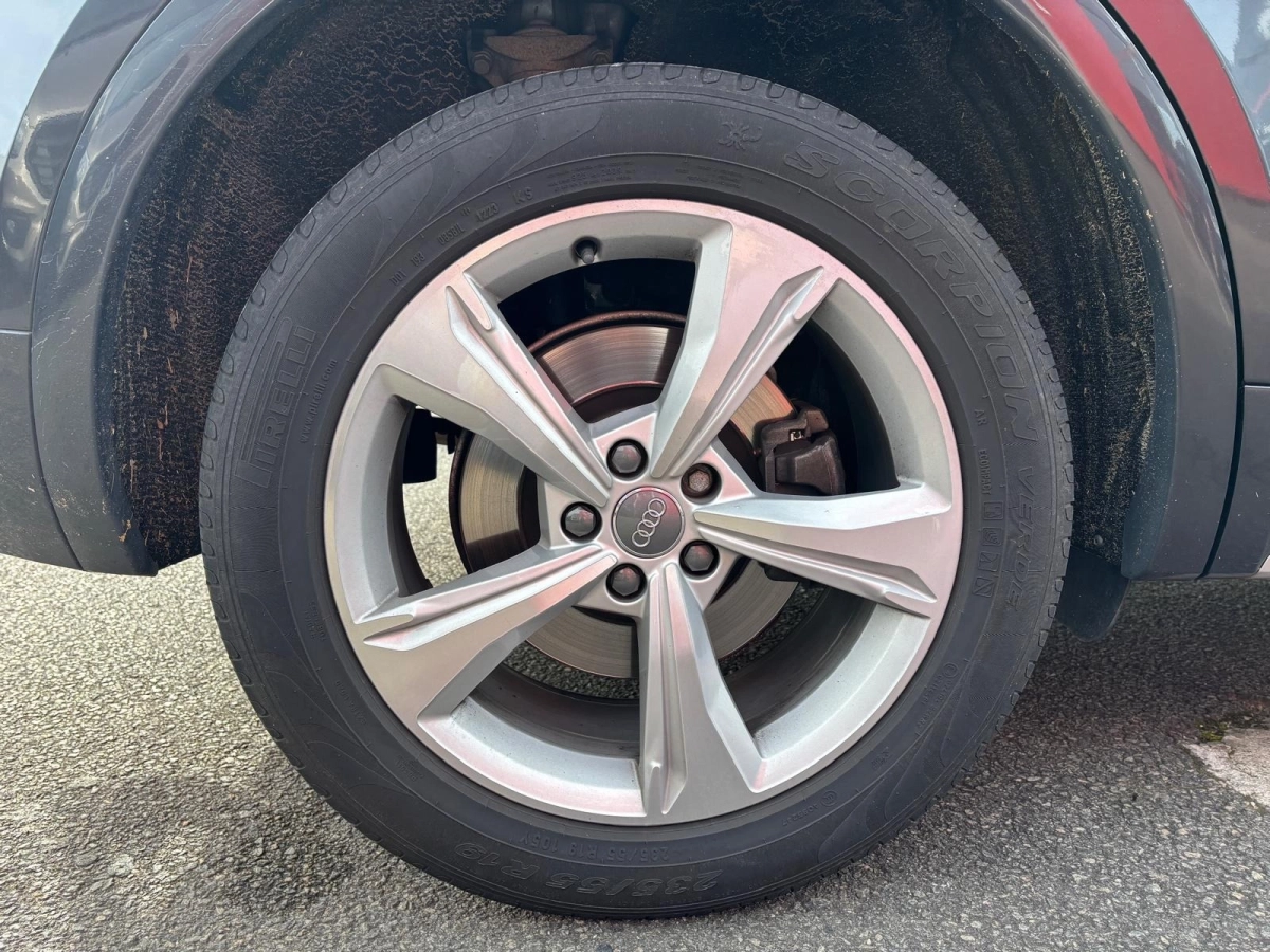 Audi Q5 - photo 19