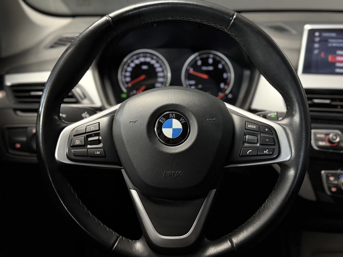 Bmw X1 - photo 6