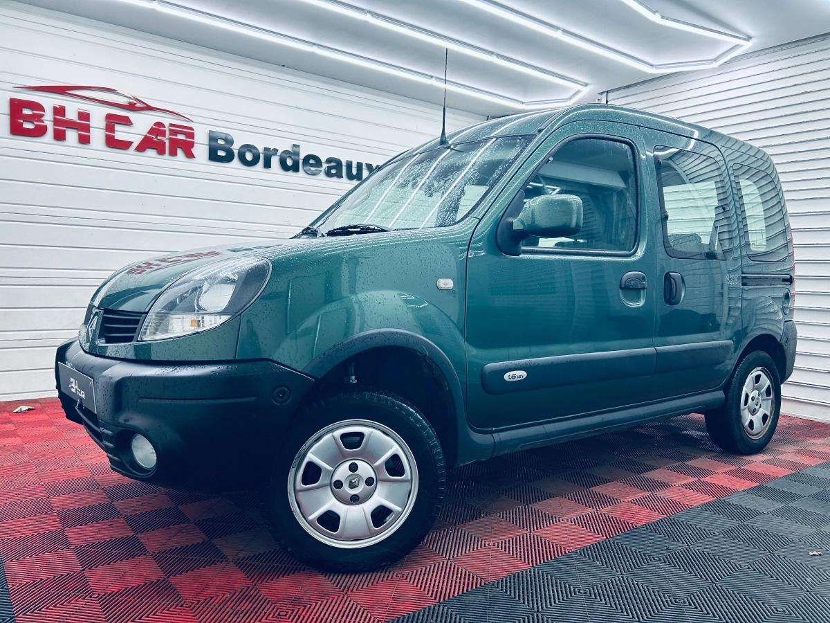 Image: Renault Kangoo COMBI 1.6 95 PRIVILEGE 4X4 // ATTELAGE / KIT DISTRI NEUF / TRES BEL ETAT