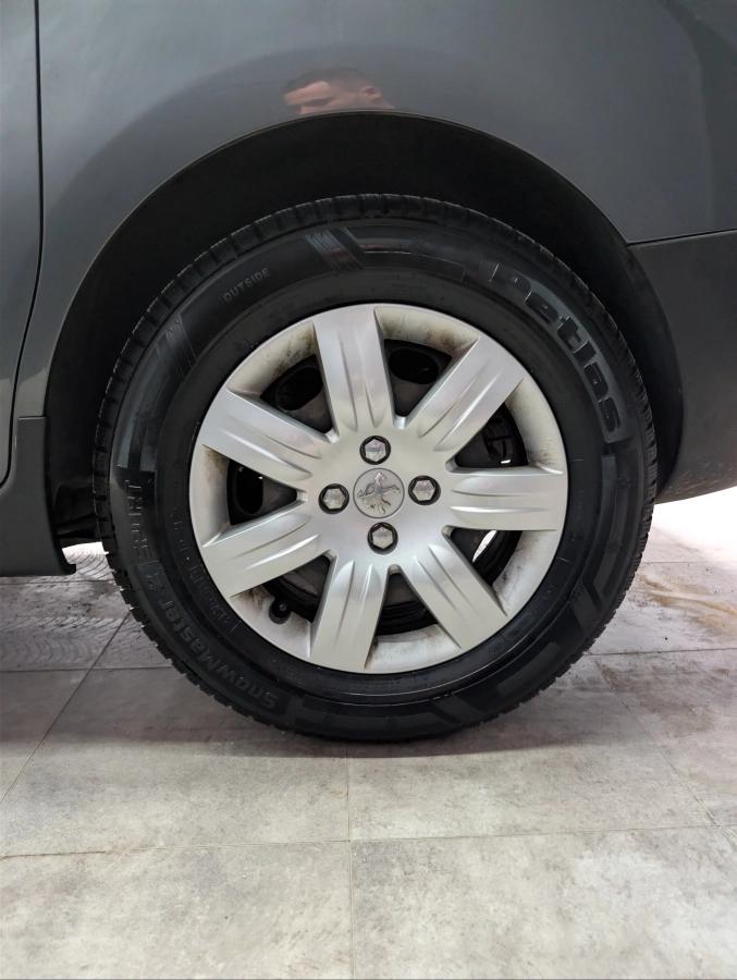 Peugeot Partner Tepee COMBI 1.6 BLUEHDI 100 STYLE