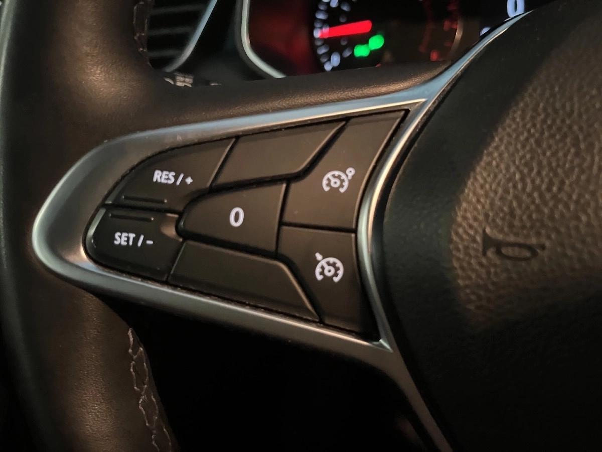 Renault Clio 1.0 TCE 100 BUSINESS