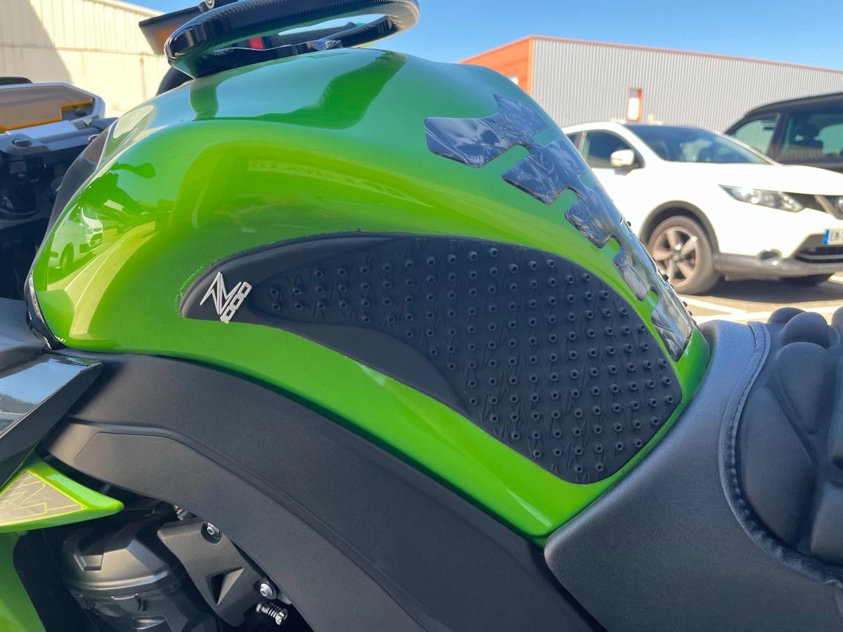 KAWASAKI Z1000 Z1000