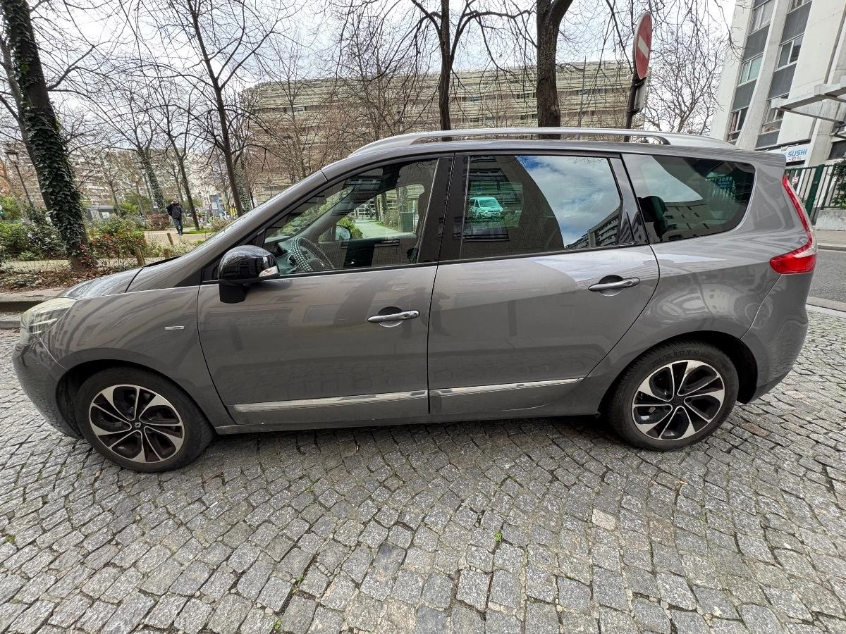 Renault Grand Scenic 1.6 DCI 130 ENERGY BOSE