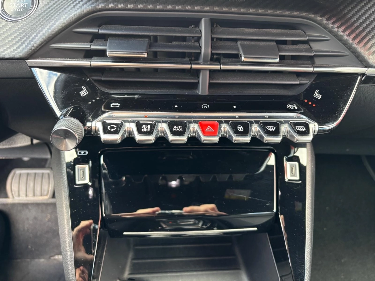Peugeot 2008 - photo 13