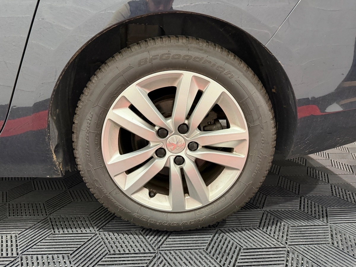 Peugeot 308 - photo 8