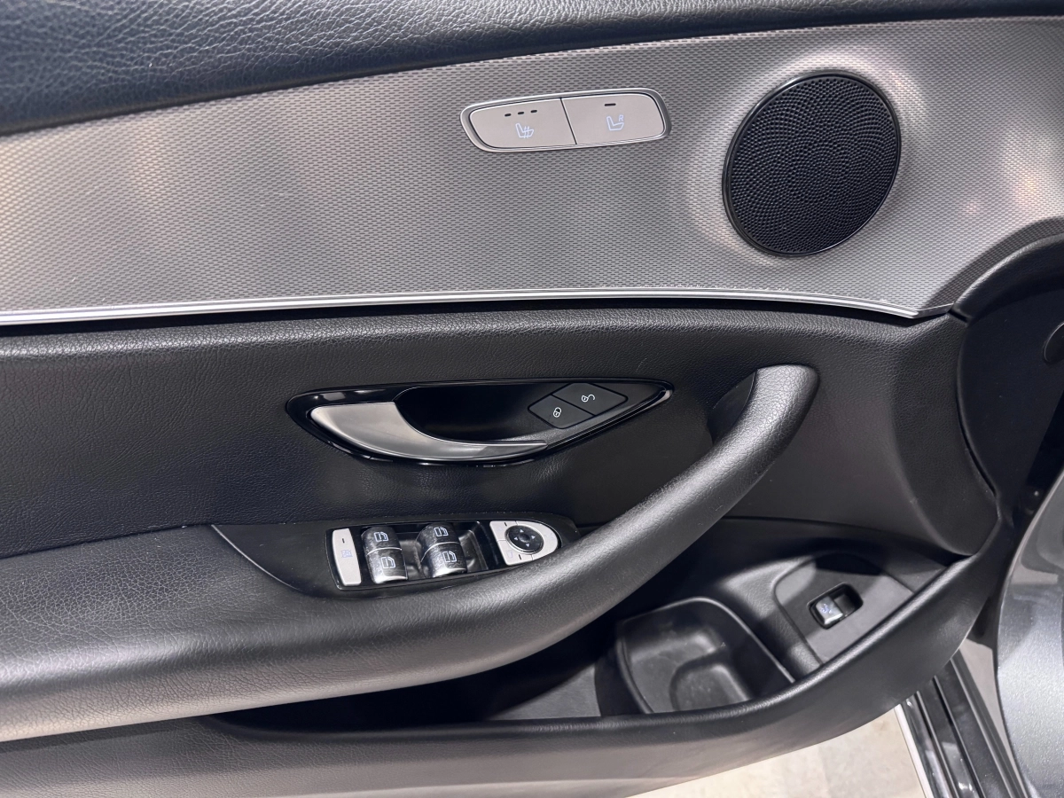 Mercedes Classe E - photo 20