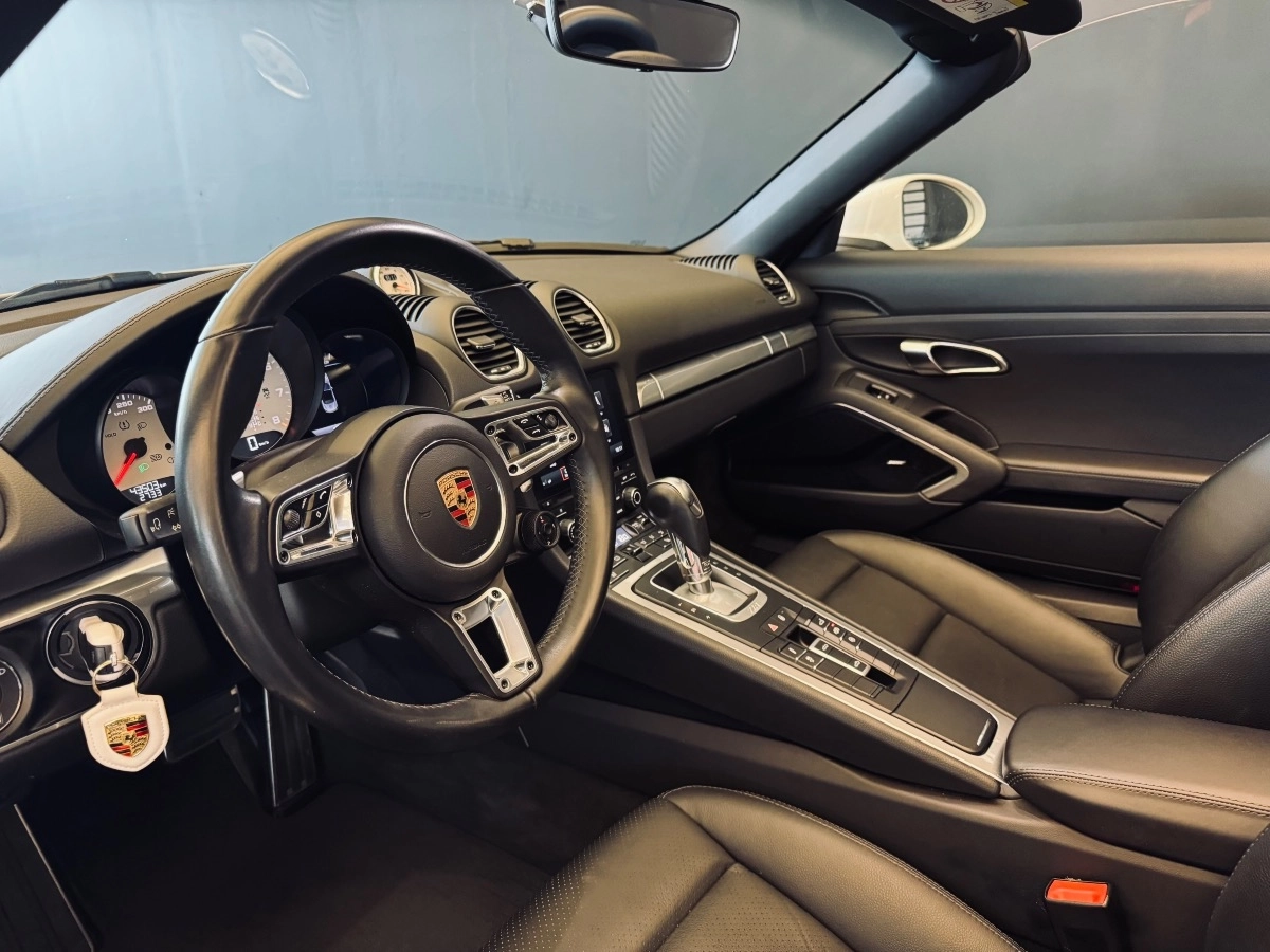 Porsche 718 Boxster - photo 6