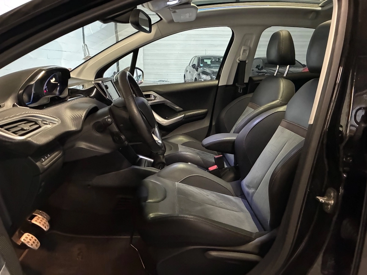 Peugeot 208 - photo 11