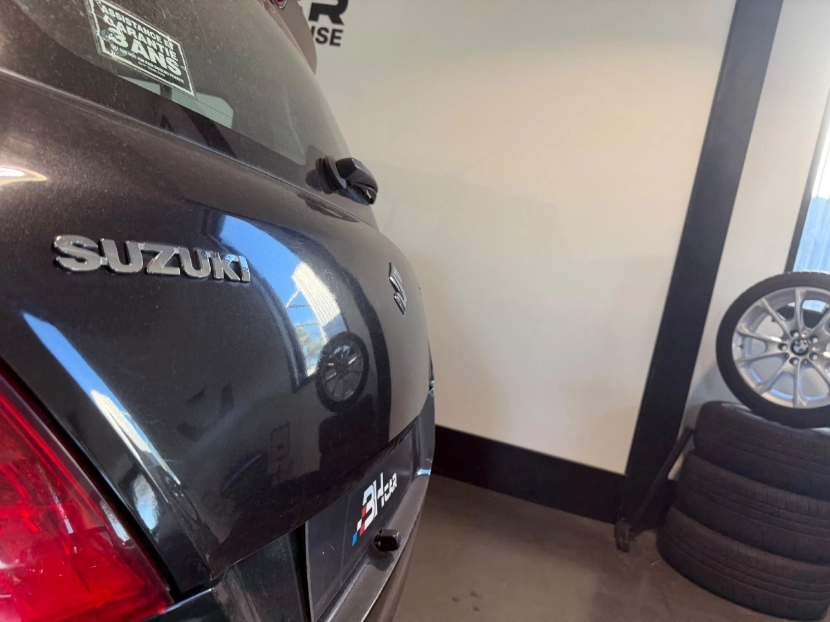Suzuki Swift - photo 10