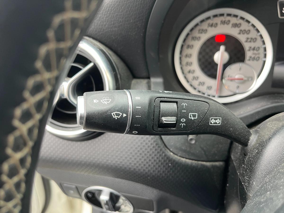 Mercedes Classe A 1.8 200 CDI 135 BLUEEFFICIENCY SENSATION