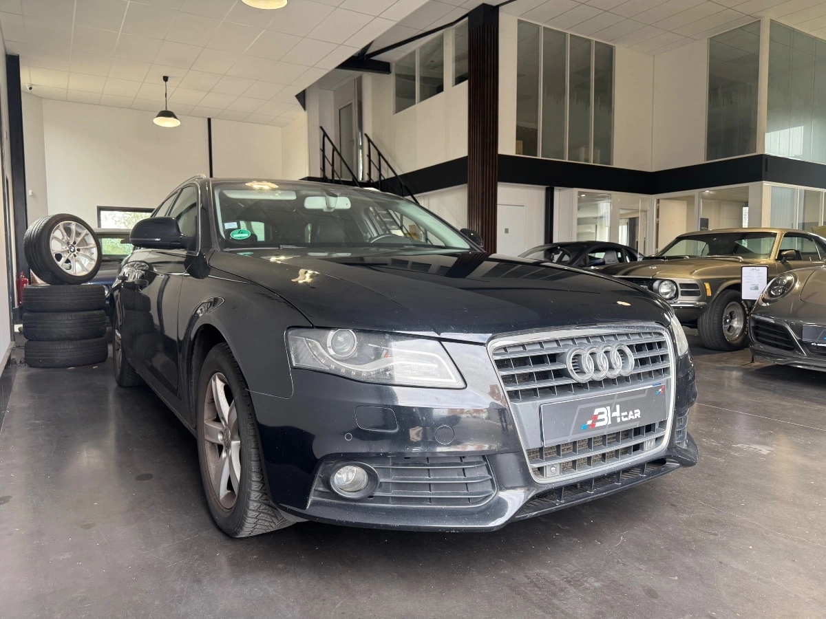 Audi A4 - photo 2