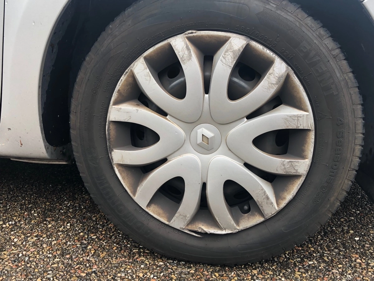 Renault Clio - photo 28