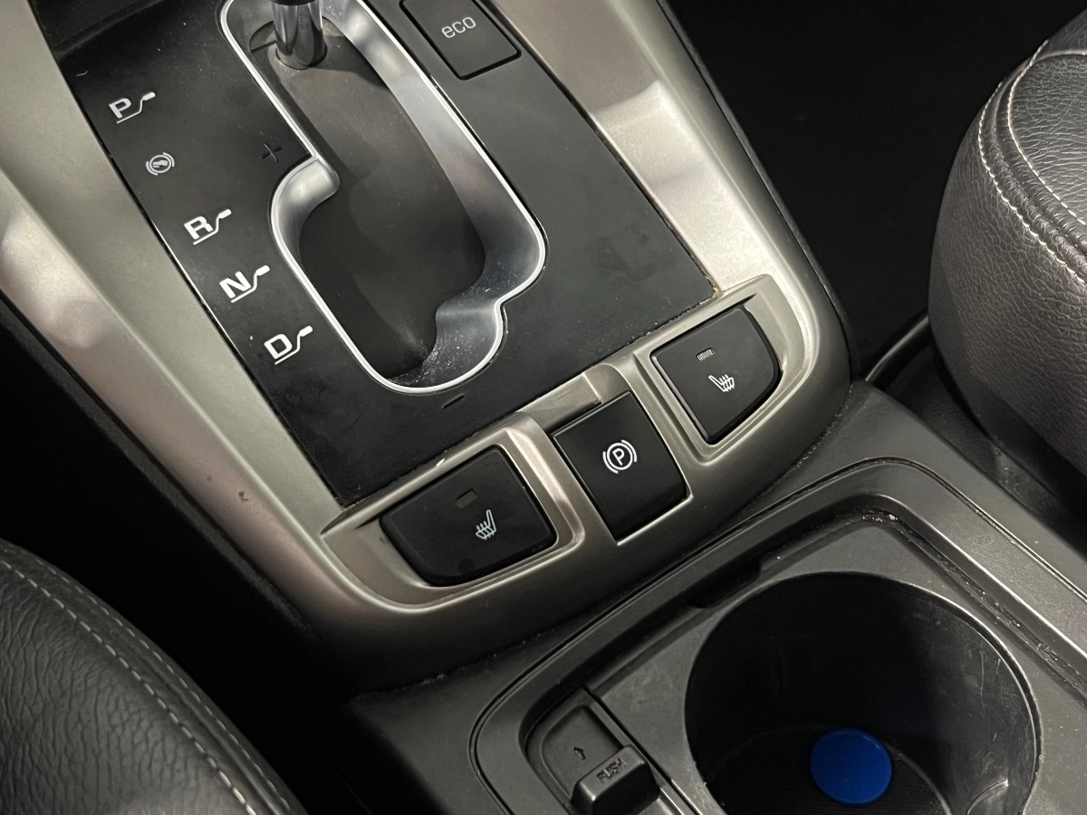 Chevrolet Captiva - photo 26