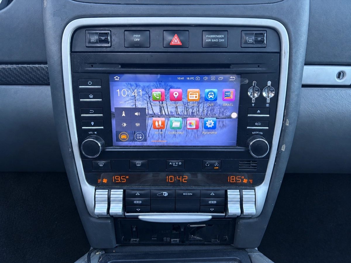 Porsche Cayenne - photo 22