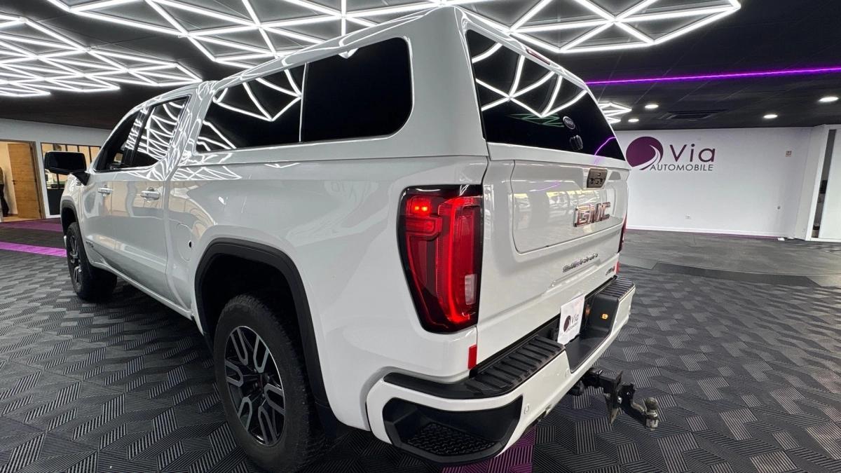 GMC Sierra