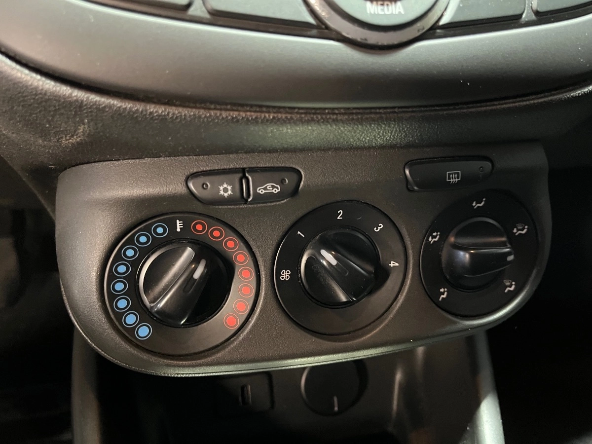 Opel Corsa - photo 15