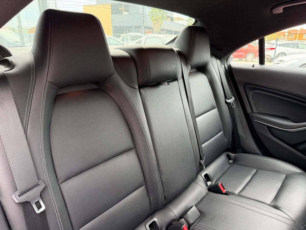 Aperçu indisponible de Mercedes-Benz CLASSE CLA