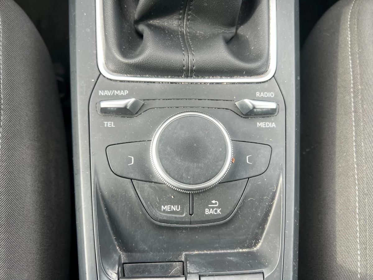 Audi Q2 1.0 30 TFSI 115 DESIGN