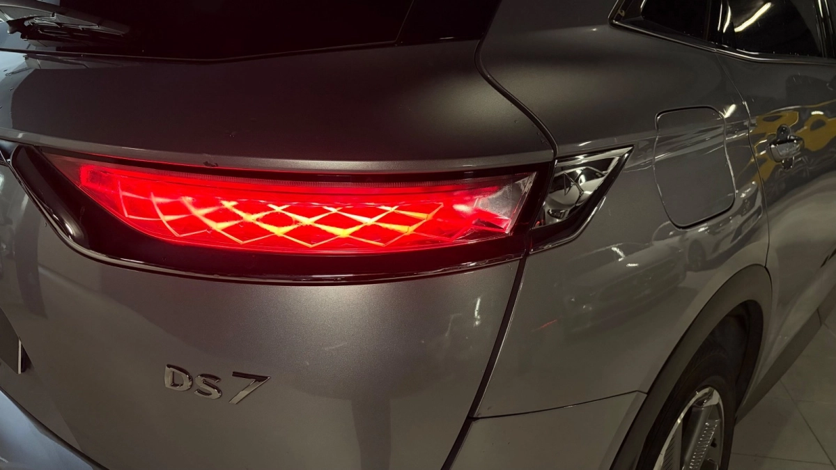 Ds Automobiles Ds 7 Crossback E-tense - photo 10