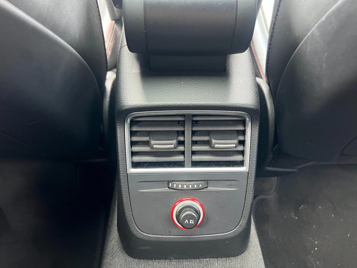 Audi Rs3 SPORTBACK 2.5 TFSI 365 QUATTRO S-TRONIC BVA