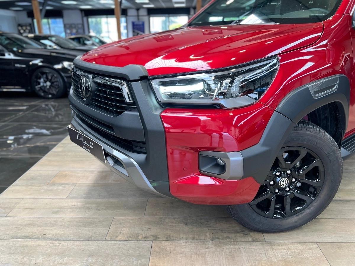 Toyota Hilux 2.8 D-4D 204 DOUBLE CABINE BVA INVINCIBLE 4WD /CAM360/JBL/CARPLAY