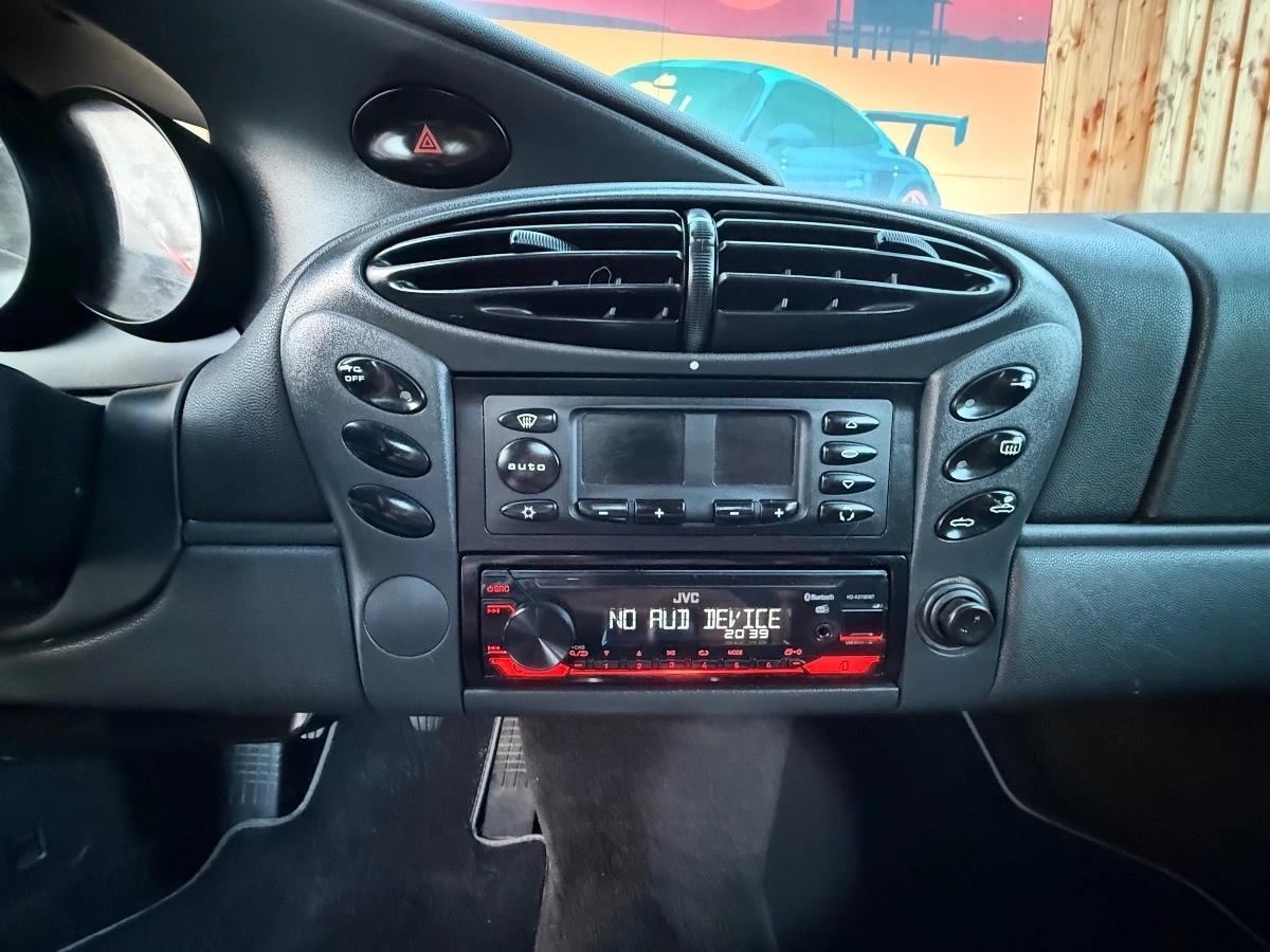 Porsche Boxster 2.5 205