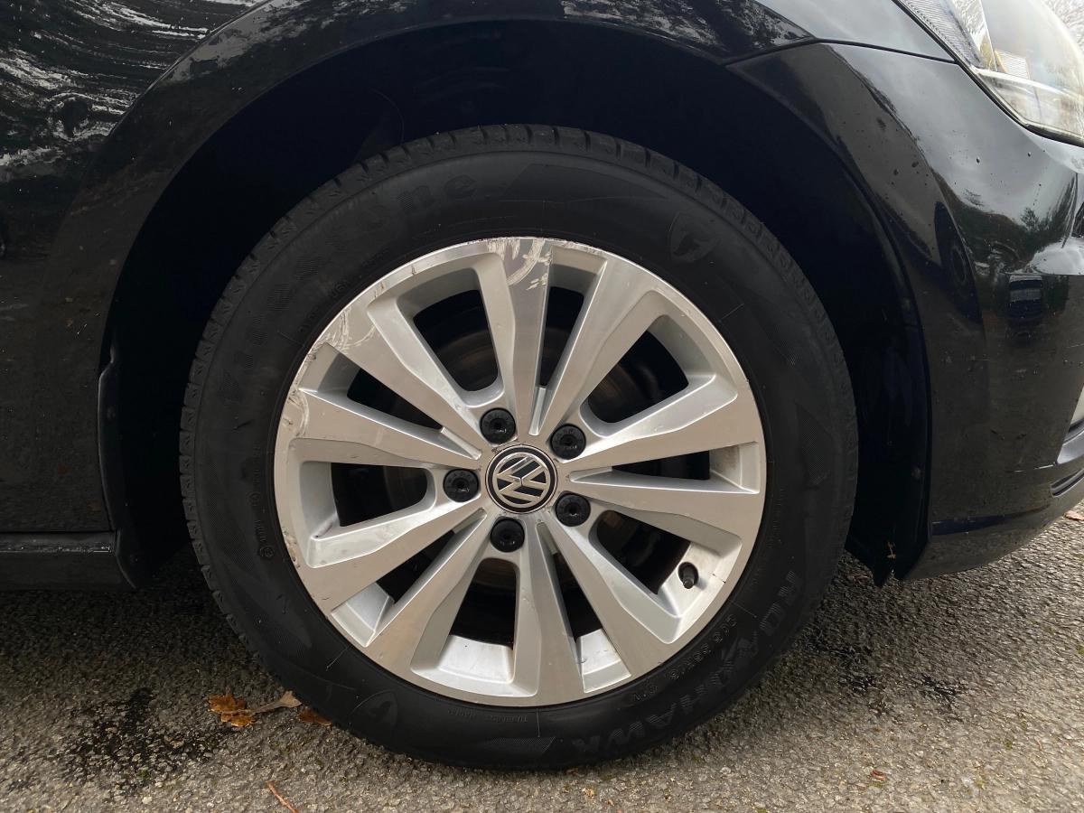 Volkswagen Golf 1.0 TSI 110 BLUEMOTION FIRST EDITION