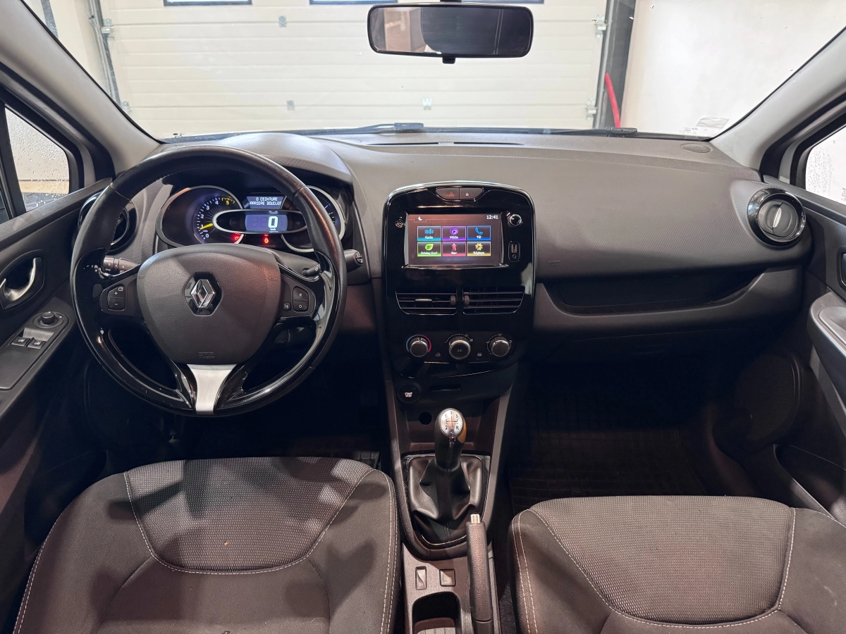 Renault Clio - photo 13