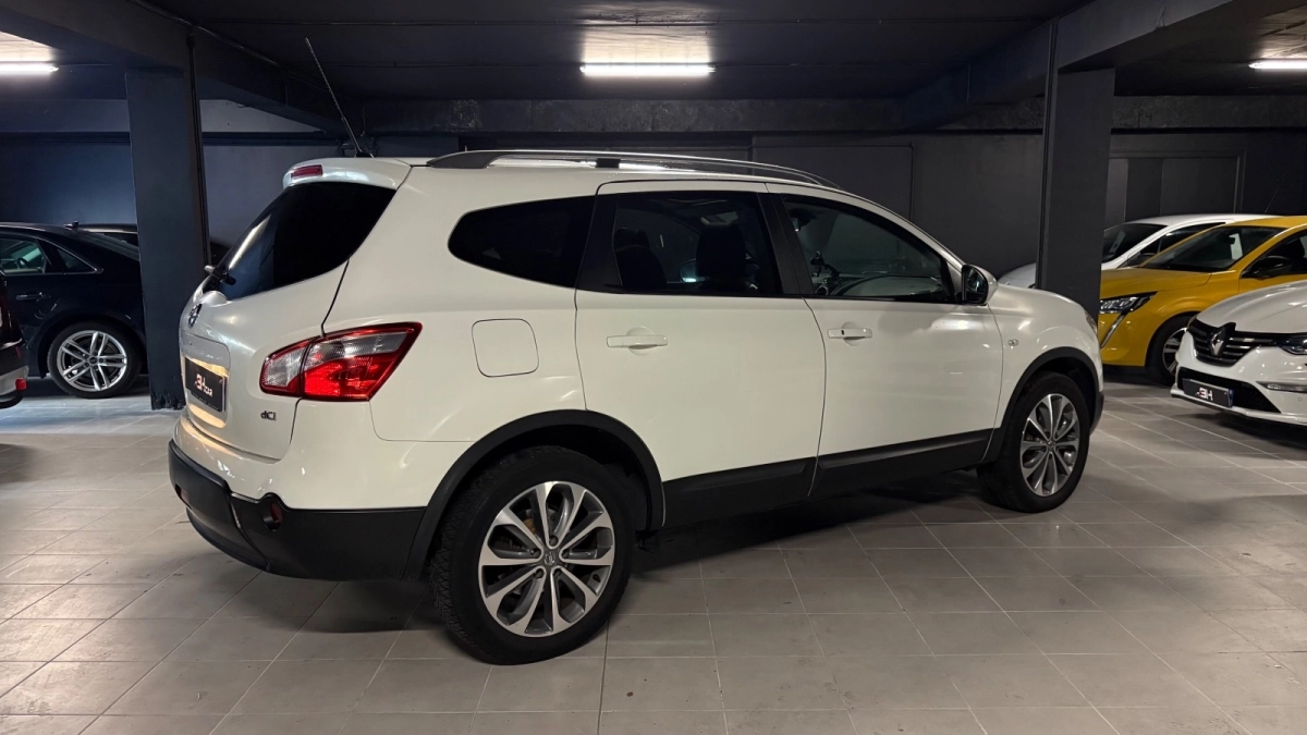 Nissan Qashqai - photo 2